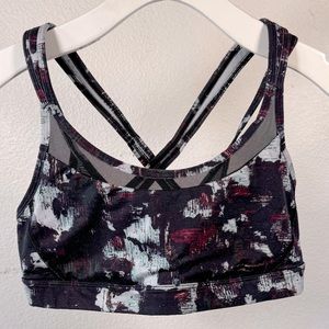 Lululemon Bra Sz 10 fits like a 6!